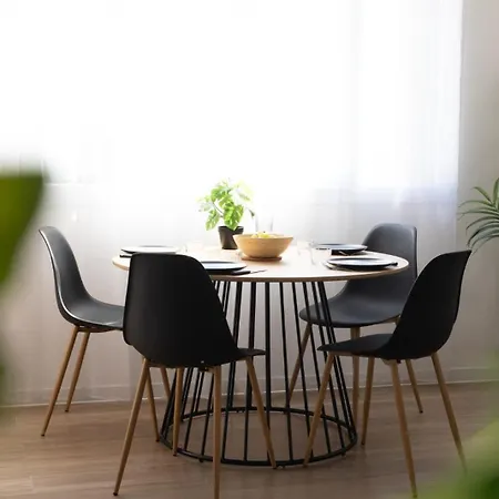 Apartment Grand T5 - Lumineux - Patio Nîmes