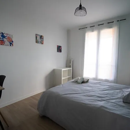 Grand T5 - Lumineux - Patio Nîmes